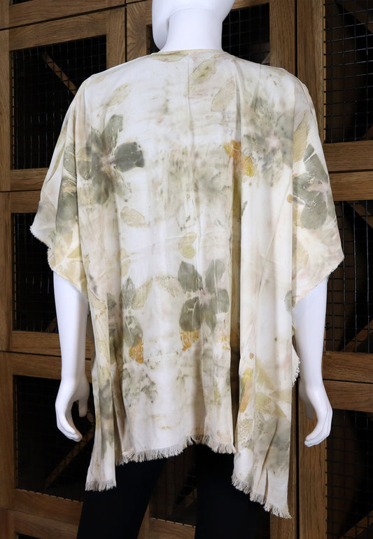 Elegant Natural kimono Print Leaves and Flowers