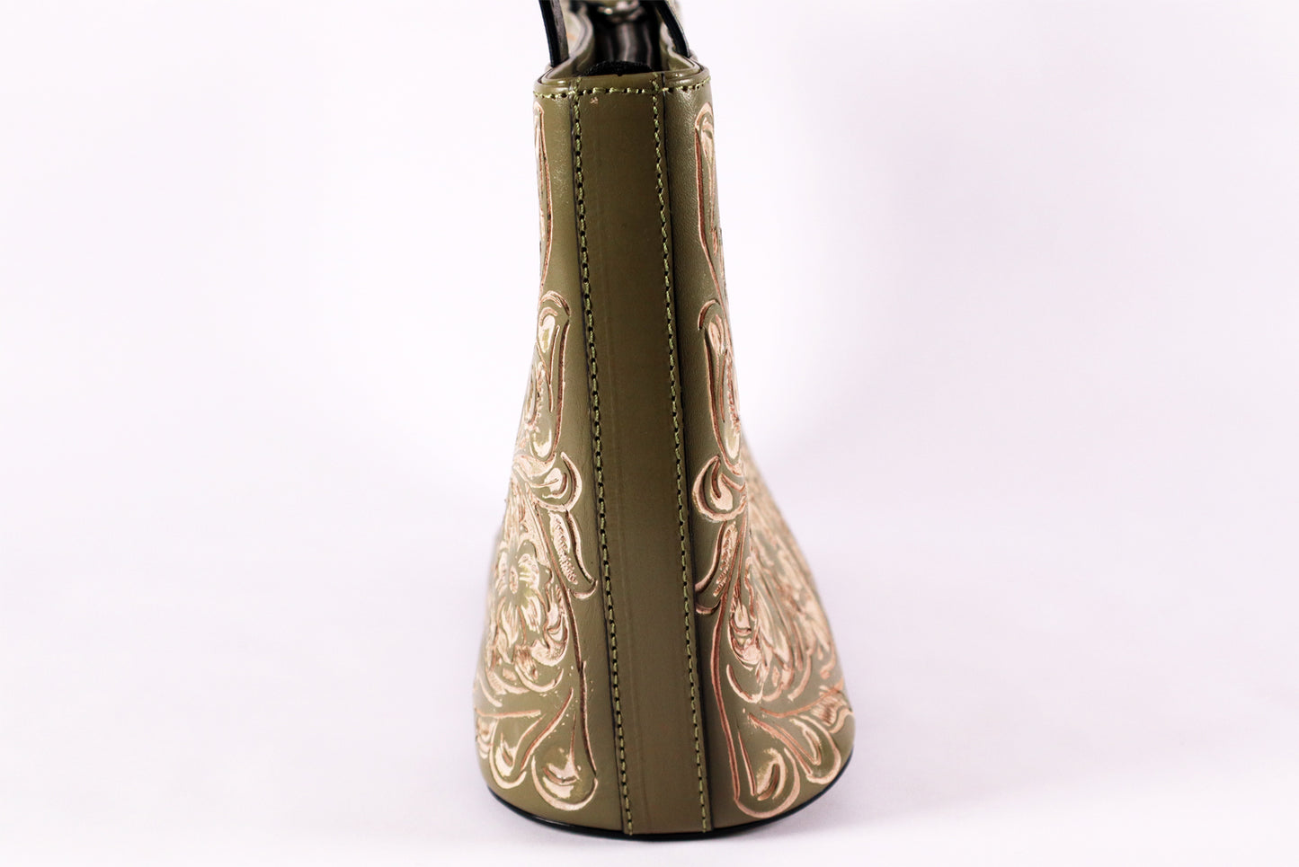 Tooled Leather Vintage Olive Bag – Timeless Craftsmanship, Modern Elegance