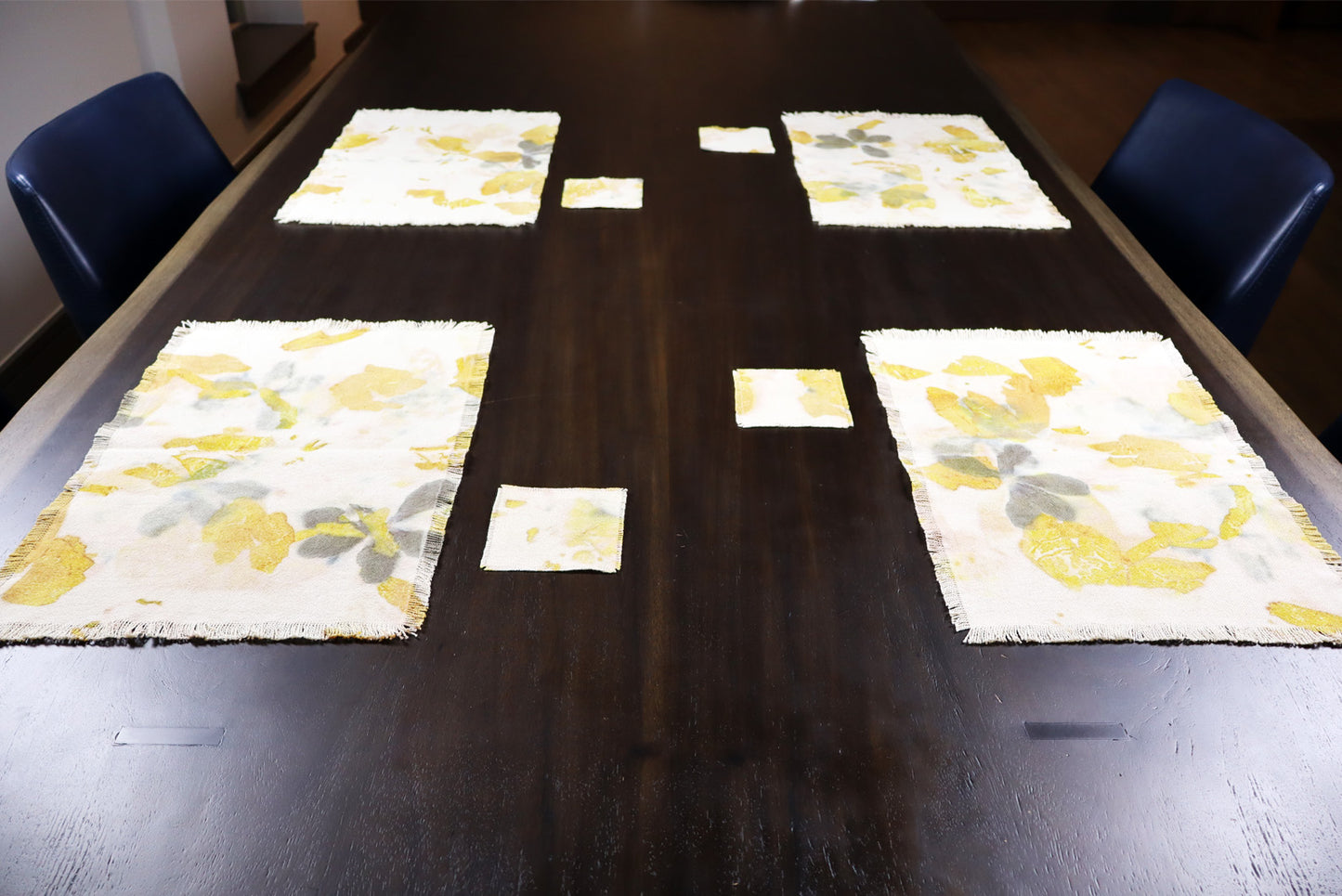 Beautiful Set of 4 Placemats, 4 Coasters, Ecoprint, Natural Cotton, Handmade dyed.
