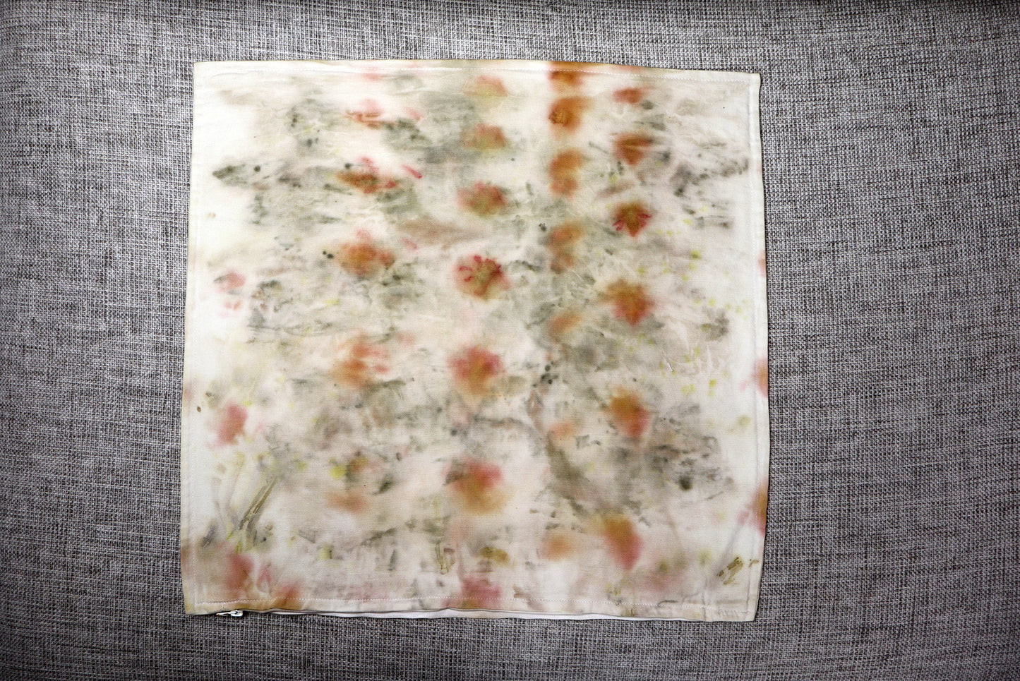 Fashion Natural Pillow, Ecoprint, Unique Design, Handmade dyed, Organic Cotton.