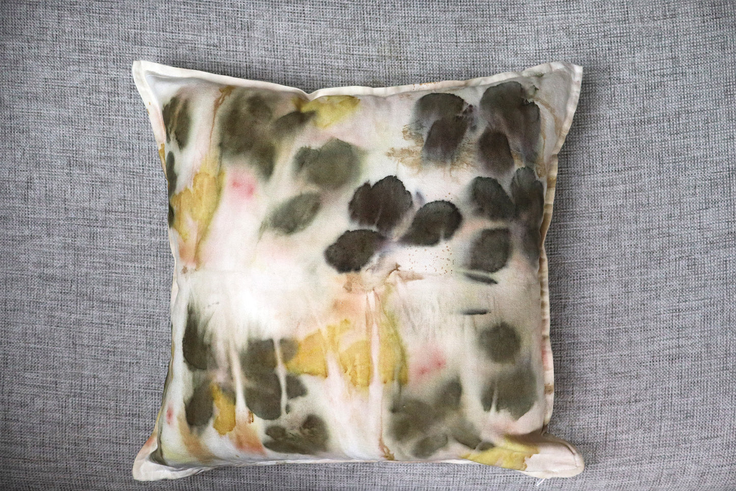 Original Pillow Botanic Eco-Friendly Organic Handmade Cotton, Natural pigments.