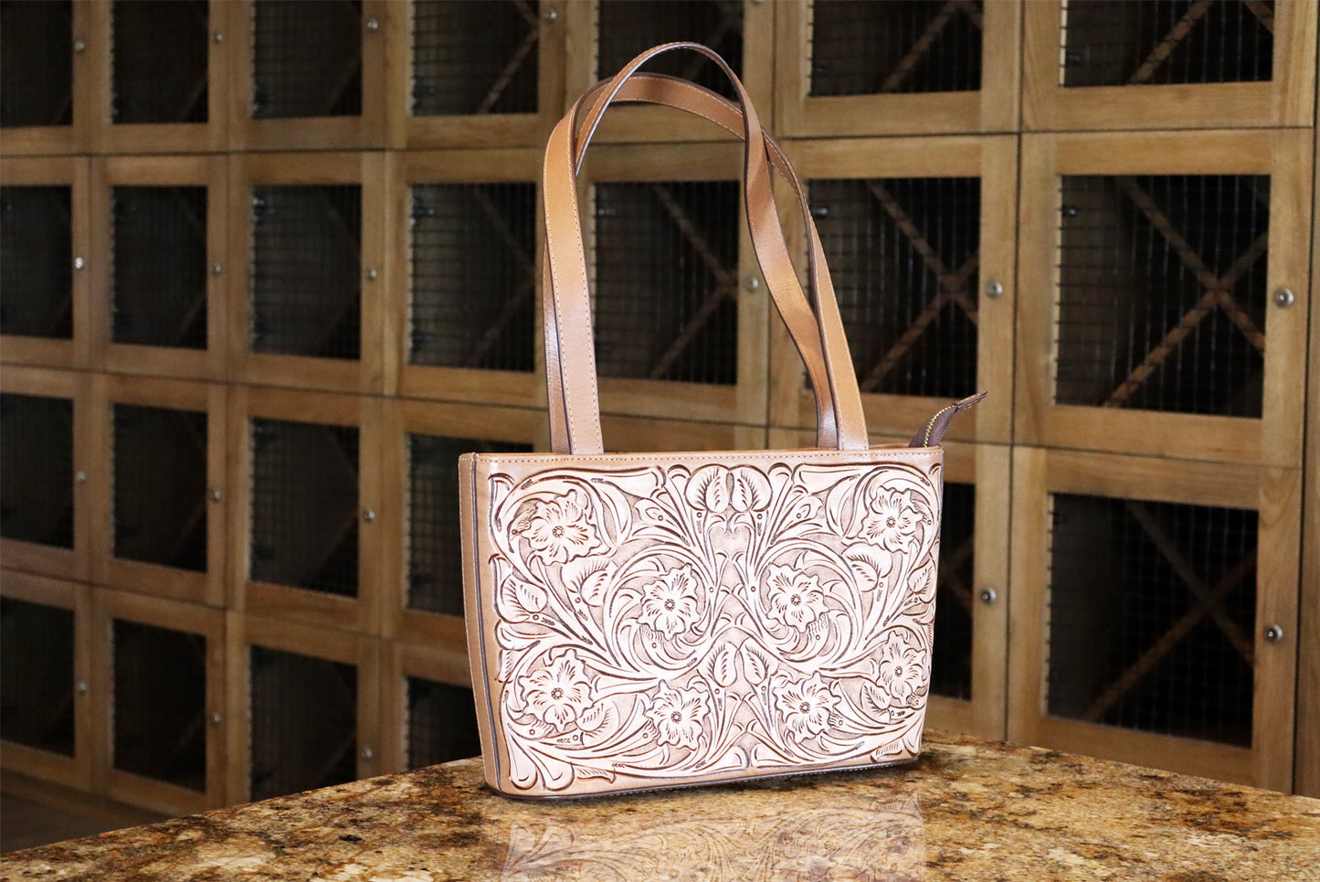 Tooled Leather Desert Bag – Timeless Craftsmanship, Modern Elegance