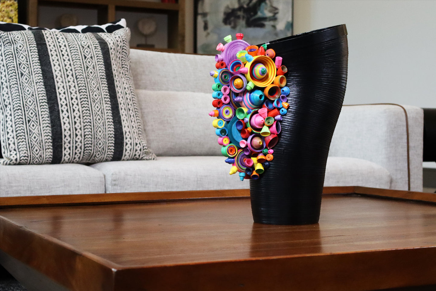 Artistic Black Paper Vase - Modern Home Décor Accent with Unique Style