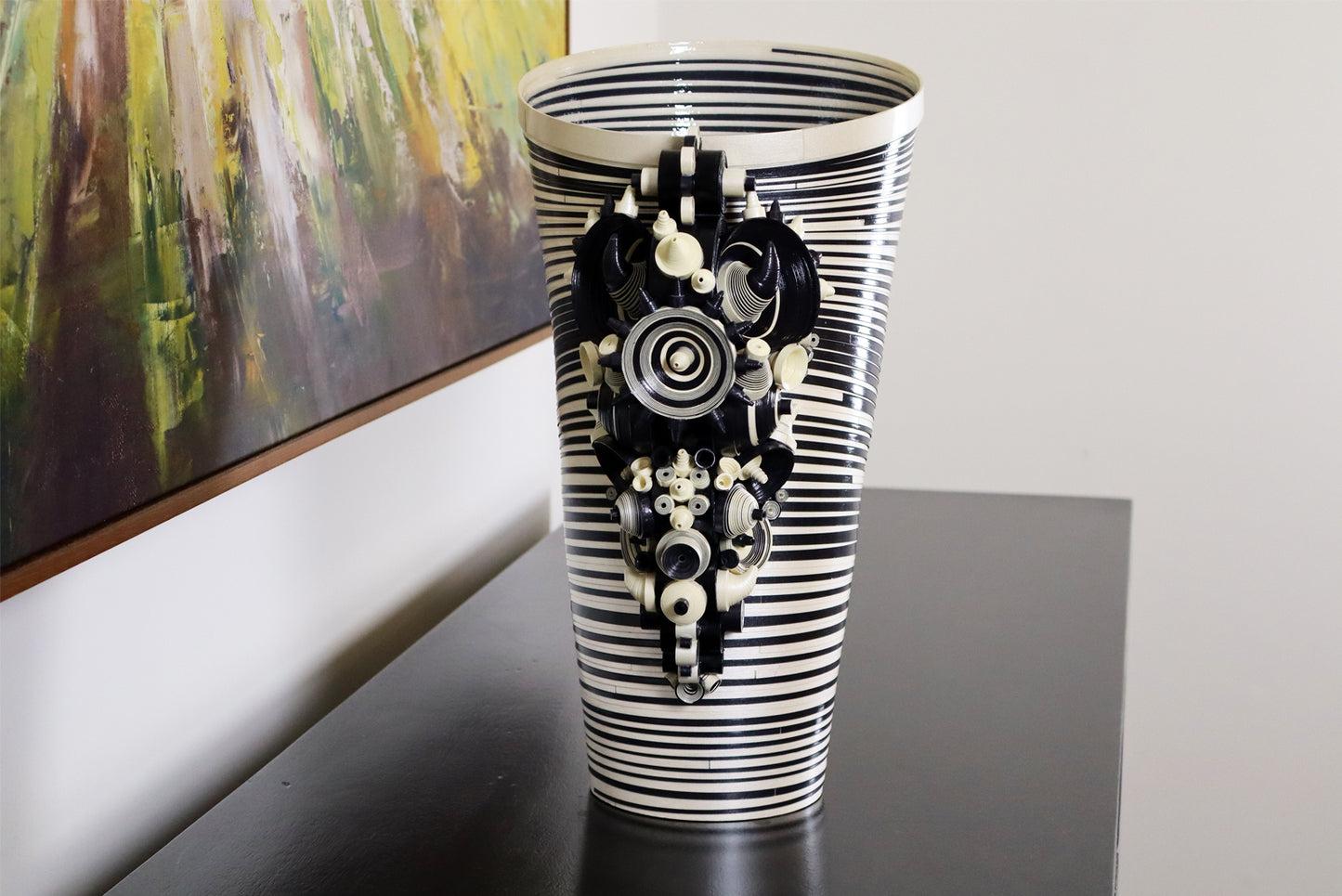 Artisan Paper Vase in Elegant Monochrome - Handmade Beauty for Stylish Spaces