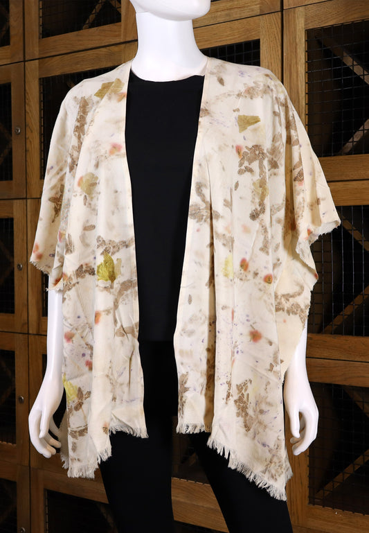 Elegant Natural kimono Print Leaves and Flowers