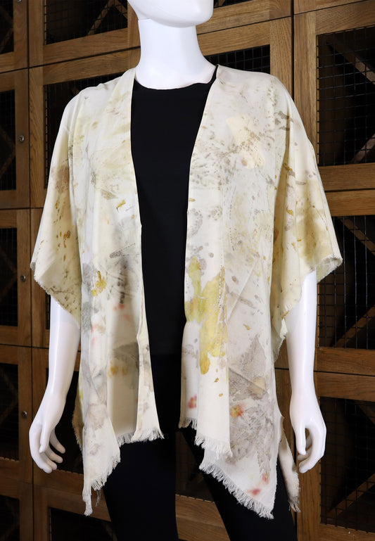 Elegant Natural kimono Print Leaves and Flowers