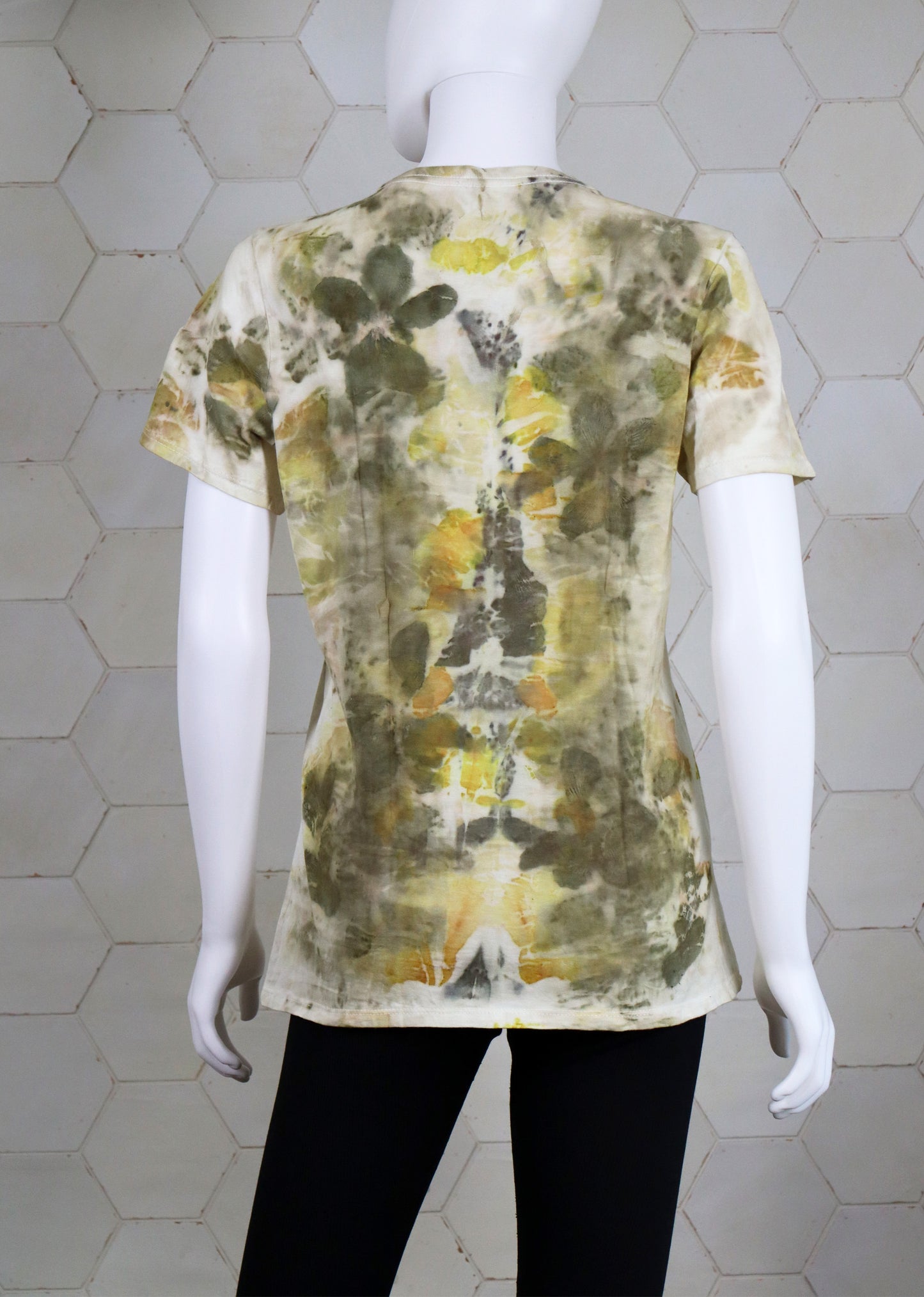 Nice Botanical Lady T-Shirt Natural Cotton Ecoprint Handmade dyed