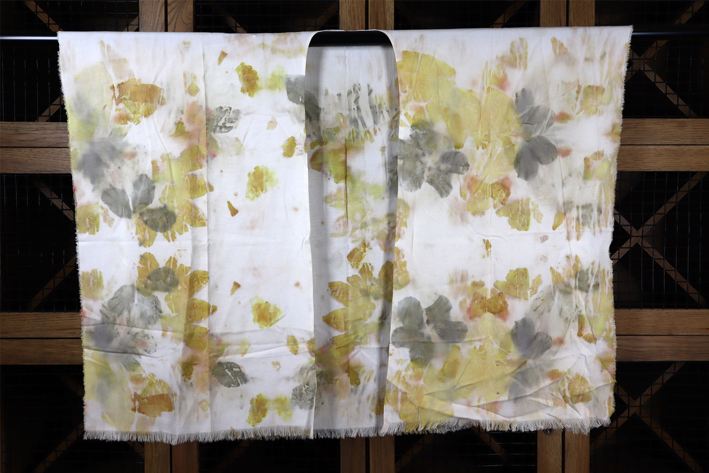 Elegant Natural kimono Print Leaves and Flowers