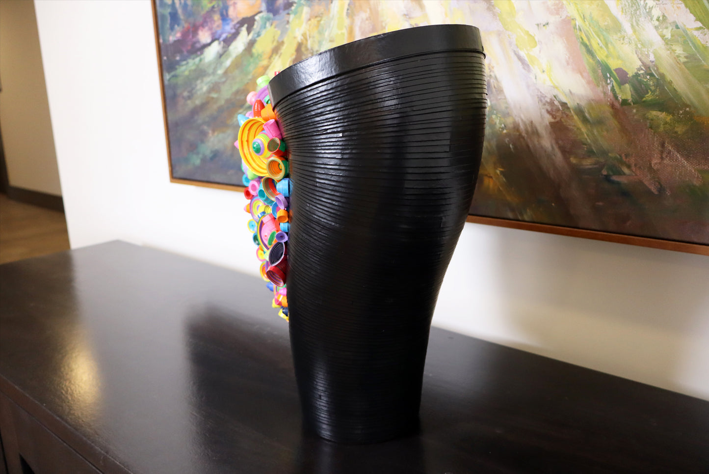 Artistic Black Paper Vase - Modern Home Décor Accent with Unique Style