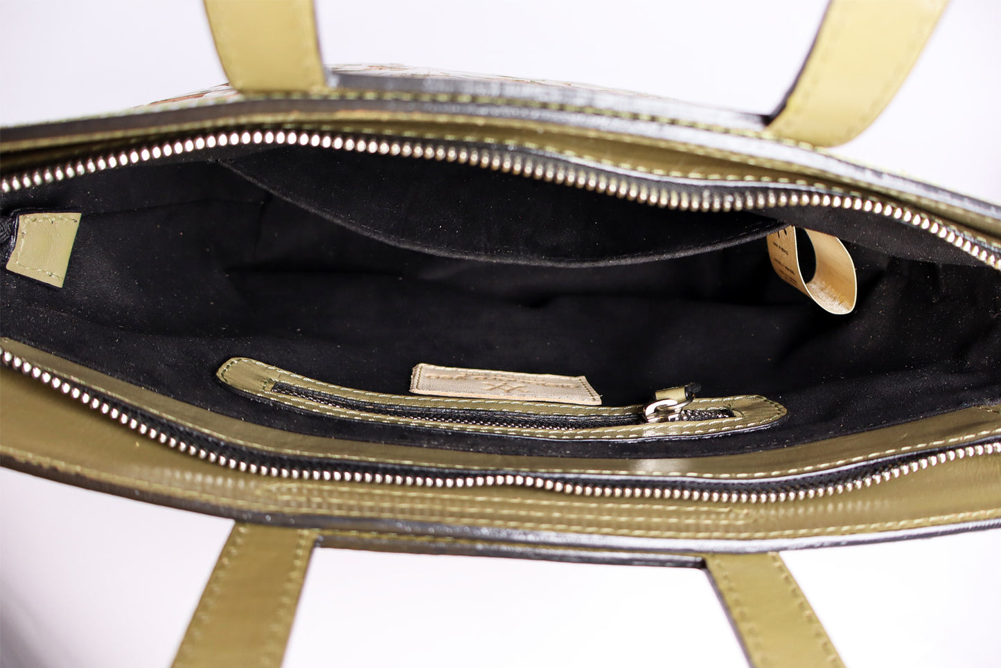 Tooled Leather Vintage Olive Bag – Timeless Craftsmanship, Modern Elegance Bag