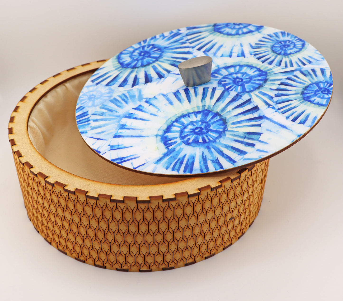Tortillla Warmer, Snails Contemporary design, Handmade Wood.
